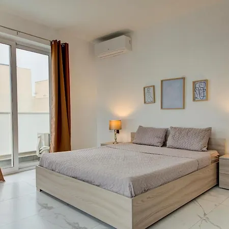 Beautiful 2bdr In Sliema With Views