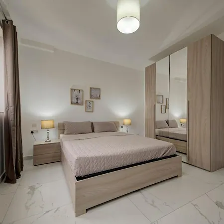 Beautiful 2bdr In Sliema With Views Daire