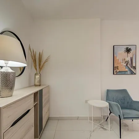 Beautiful 2bdr In Sliema With Views Apartament *
